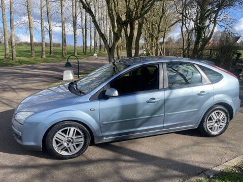 Ford Focus 1.6 Ghia 5dr 11