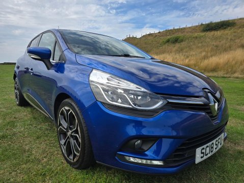 Renault Clio 0.9 TCe Iconic Euro 6 (s/s) 5dr 4