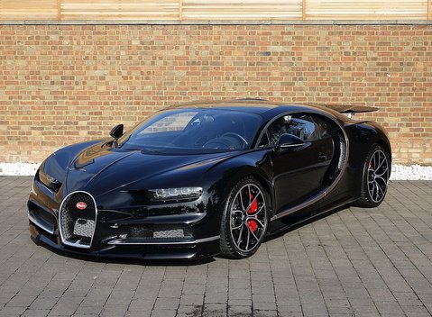 Bugatti Chiron 5