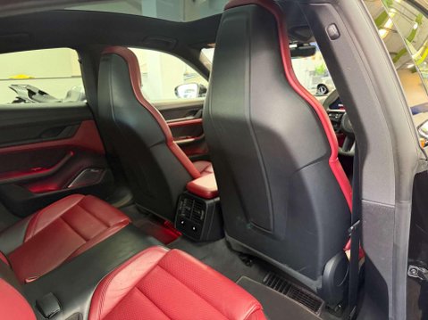Porsche Taycan Performance Plus 93.4kWh 4S Saloon 4dr Electric Auto 4WD (571 ps) 29