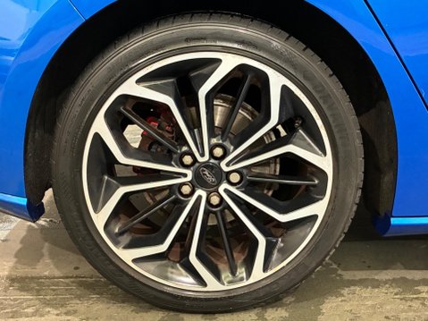 Ford Focus 1.0T EcoBoost ST-Line X Euro 6 (s/s) 5dr 36