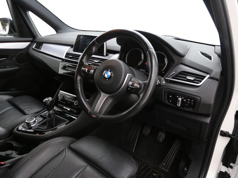 BMW 2 Series 1.5 218i M Sport Euro 6 (s/s) 5dr 22