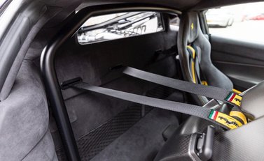 Ferrari 488 Pista 14