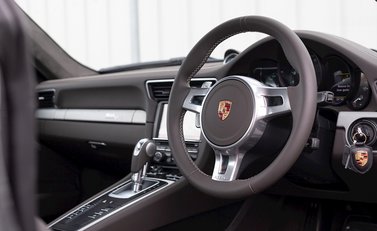 Porsche 911 (991) 50th Anniversary Edition 11