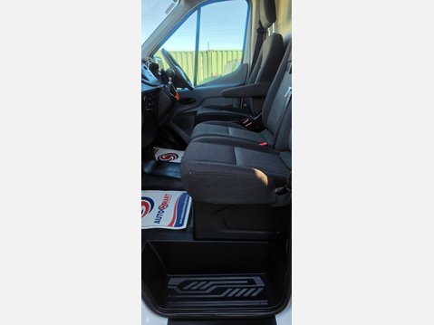 Ford Transit 350 L3 H3 LWB RWD 2.0 TDCI 130ps EU6 11