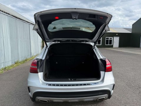 Mercedes-Benz GLA 1.6 GLA 180 AMG Line Edition Auto 5dr 16