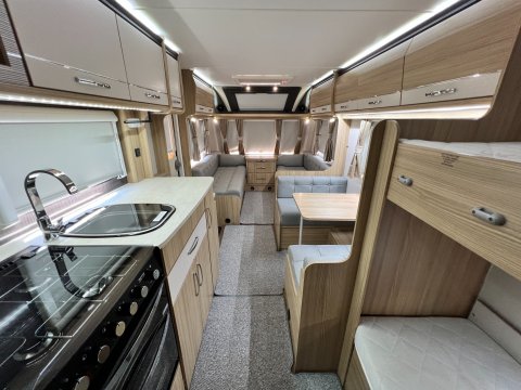 Coachman Vision 630 Plus 35
