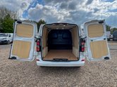 Ford Transit Custom SWB L1H1 Low Roof Limited 320 136bhp Air Con Alloys Camera Sensors EURO 6 8