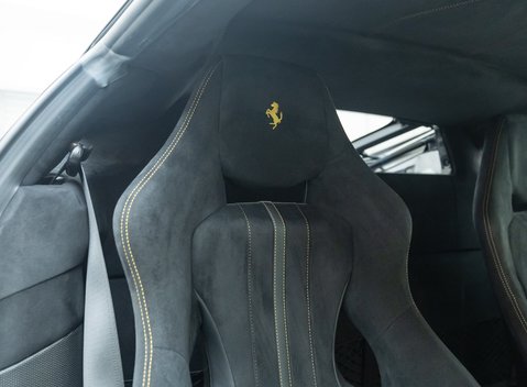 Ferrari 488 Pista 12