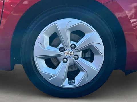 Suzuki Swift 1.2 Mild Hybrid Motion 5dr 12