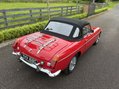 MG B ROADSTER 14