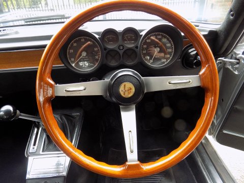 Alfa Romeo GT 1300 Junior 15