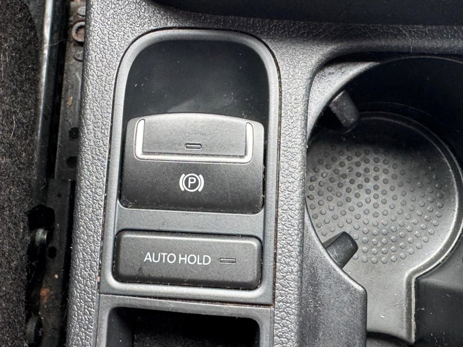2014 Volkswagen Tiguan — image 25