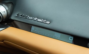 Ferrari F12 Berlinetta 18