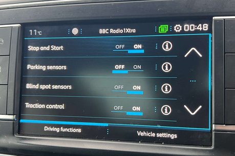 Peugeot Traveller 2.0 BlueHDi Allure Standard MPV 5dr Diesel Manual MWB Euro 6 (s/s) (150 ps) 48