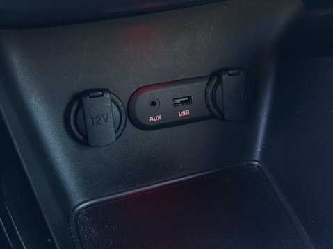 Kia Ceed 1.6 T-GDi GT Tech Euro 5 5dr 71