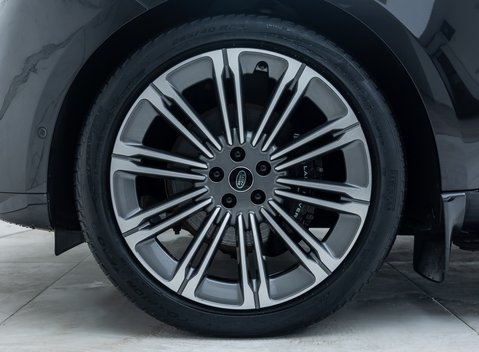 Land Rover Range Rover D350 AUTOBIOGRAPHY LWB 31