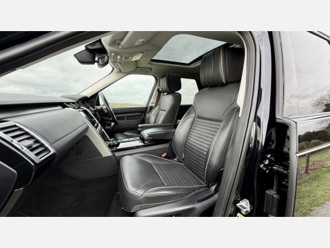 Land Rover Discovery SDV6 HSE LUXURY 44