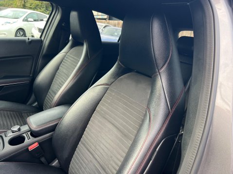 Mercedes-Benz A Class 1.5 A180d AMG Line (Premium) 7G-DCT Euro 6 (s/s) 5dr 29