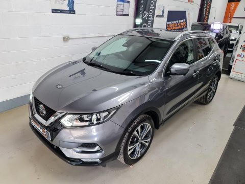 Nissan Qashqai 1.6 DIG-T N-Connecta Euro 6 (s/s) 5dr 5