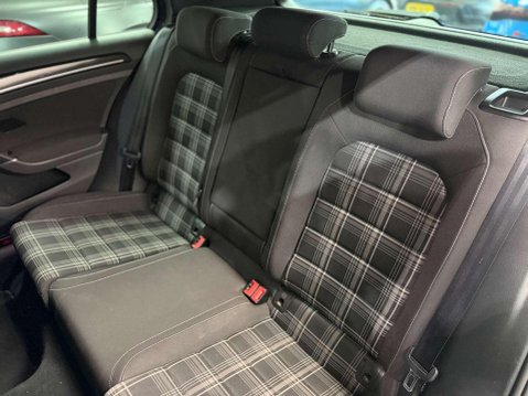 Volkswagen Golf 2.0 TDI BlueMotion Tech GTD Hatchback 5dr Diesel DSG Euro 6 (s/s) (184 ps) 51
