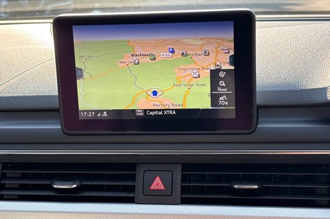 Audi A4 AVANT TDI ULTRA SPORT - APPLE CAR PLAY - CC - ROCK GREY LEATHER - 35