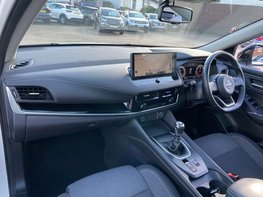 Nissan Qashqai 1.3 Qashqai N-Connecta DiG-T MHEV 5dr 36
