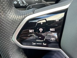 Volkswagen Tiguan 2.0 Tiguan R-Line TDI Semi-Auto 5dr 79
