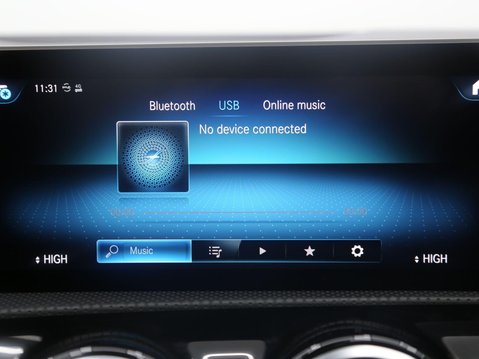 Mercedes-Benz A Class 1.5 A180d AMG Line (Premium Plus) 7G-DCT Euro 6 (s/s) 5dr 18