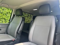 Volkswagen Transporter Shuttle 2.0 TDI SE 8 Seater Diesel DSG SWB Euro 6 (s/s) (150 ps) 7