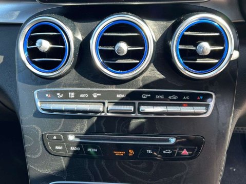 Mercedes-Benz GLC 2.1 GLC250d AMG Line (Premium Plus) Coupe 5dr Diesel G-Tronic 4MATIC Euro 6 30