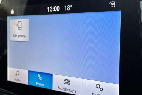 Ford Transit Custom 300 L2 170 ps Limited Panel Van - Power Invertor 18