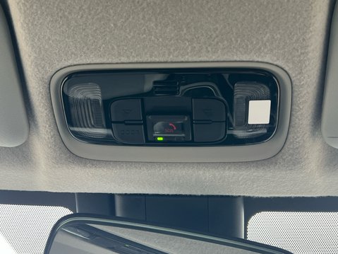 Toyota Yaris EXCEL FHEV 26