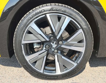 Peugeot 208 1.2 208 GT Line PureTech S/S 5dr 12