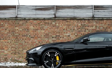 Aston Martin Vanquish S 31
