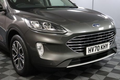 Ford Kuga TITANIUM 25