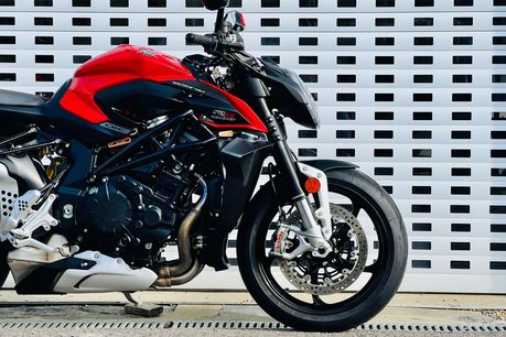 MV Agusta Brutale Brutale 1000 RS 7