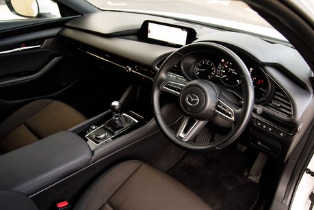 Mazda 3 SE-L LUX MHEV