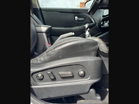 Kia Carens 1.7 CRDi EcoDynamics 3 Euro 5 (s/s) 5dr 23