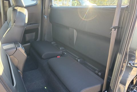 Isuzu D-Max DL40 4x4 Extended Cab 2.2 Automatic Pickup - In Stock! 16