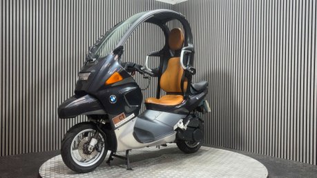 BMW C1 2002 ONLY 8K 1 OWNER GREAT LOOKING SCOOTER 125CC WITH A ROOF!! 5