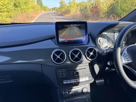 Mercedes-Benz B Class B 200D AMG Line Executive Auto Diesel PARKTRONIC/CAMERA/SAT NAV 10
