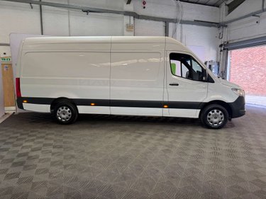Mercedes-Benz Sprinter 2.0 Sprinter 315 Premium CDi LWB 1