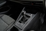 Volkswagen Golf LIFE TSI 38