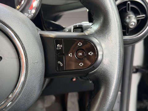 Mini Hatch 1.5 Cooper Classic Hatchback 5dr Petrol Steptronic Euro 6 (s/s) (136 ps) 28