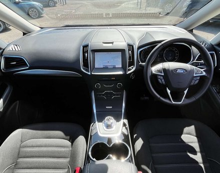 Ford Galaxy 2.5 Galaxy Titanium HEV CVT 5dr 2