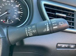 Nissan Qashqai 1.3 Qashqai N-Connecta DiG-T 5dr 52