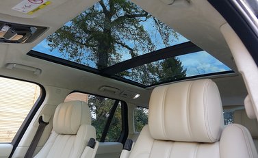 Land Rover Range Rover 4.4 SDV8 Autobiography 19