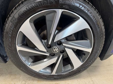 Toyota Aygo X 1.0 Aygo X Edge VVT-i 5dr 12