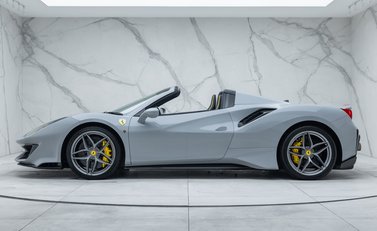 Ferrari 488 Pista Spider 6